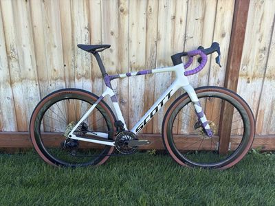 Scott Addict Gravel RC Carbon size Large
