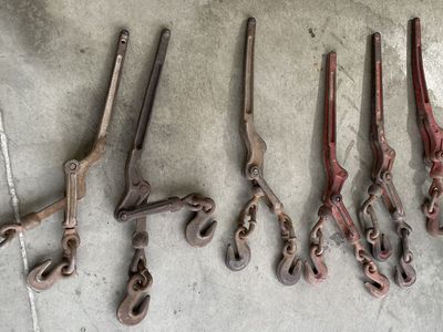 Used set of 6 chain binders