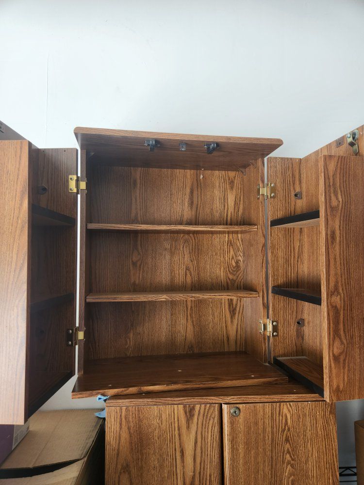 Main image 4