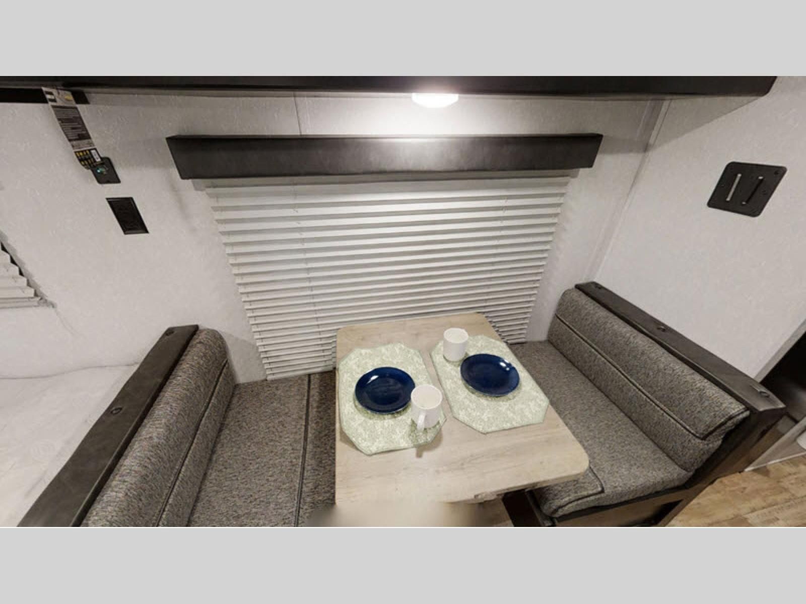 Main image 4