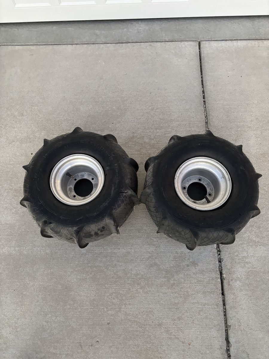 REAR PADDLE TIRES