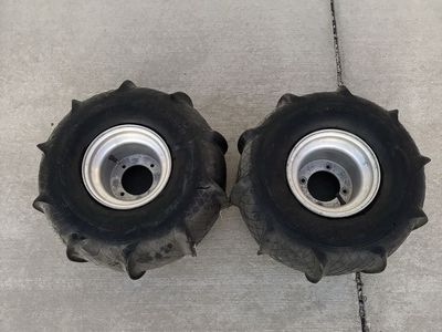 REAR PADDLE TIRES