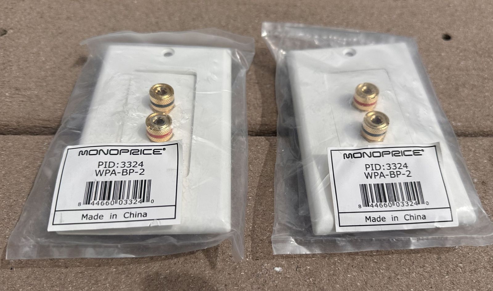 2pc MONOPRICE 3324 speaker banana plug or bare wire wall connect, New, Unopened