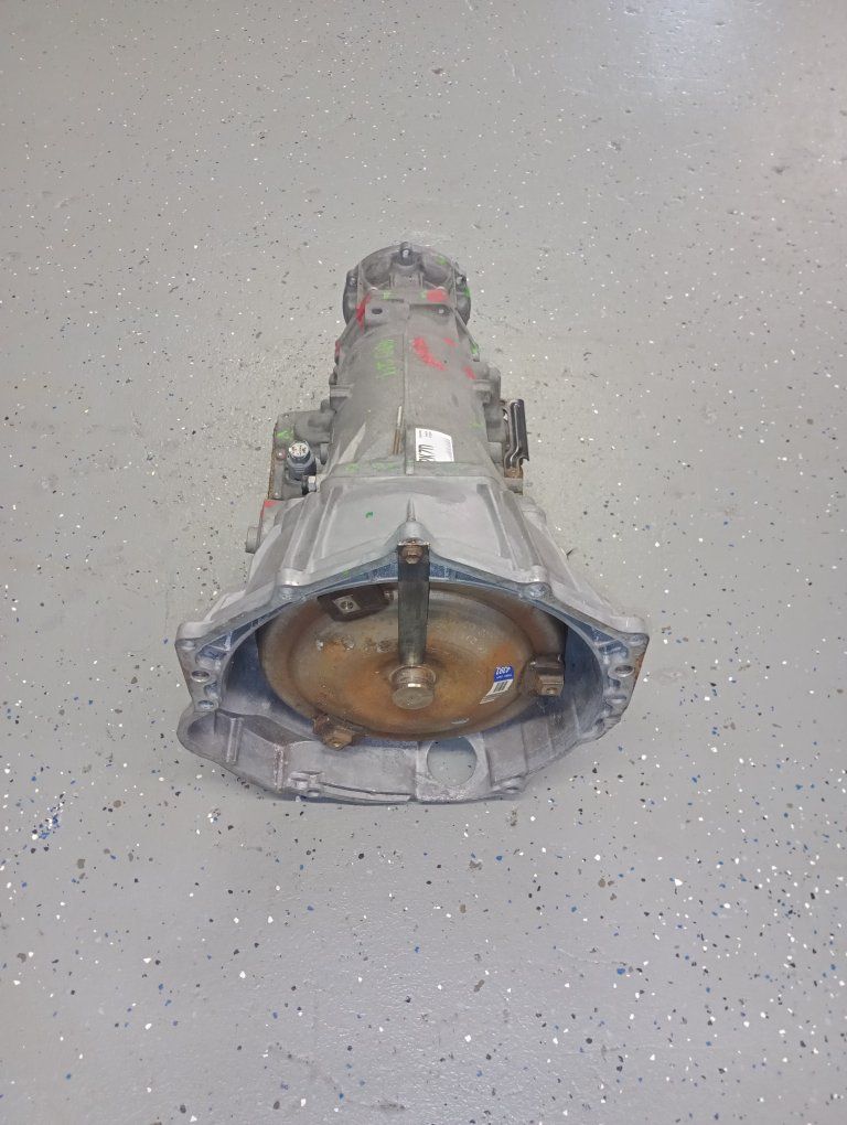 2002 Cadillac Escalade 6.0L Automatic Transmission