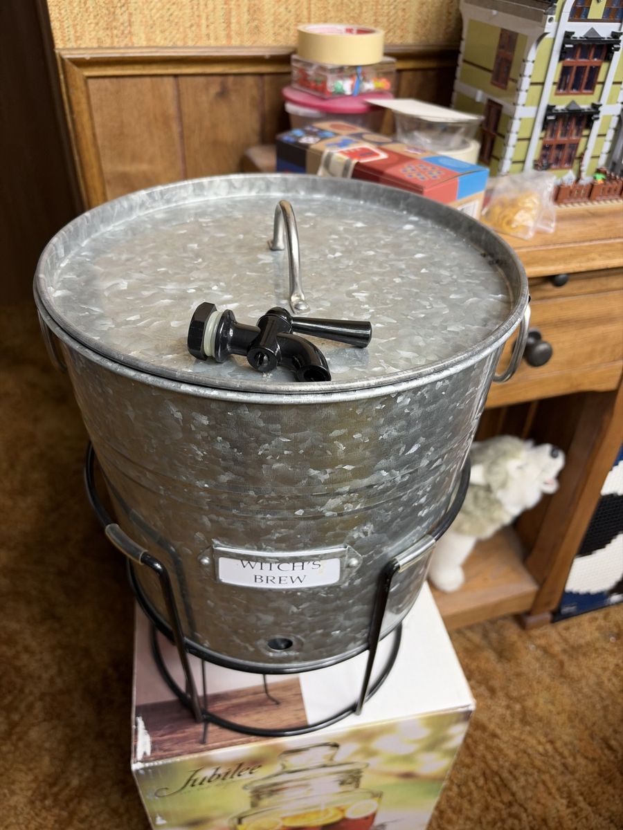 Galvanized Metal Drink Beverage Dispenser