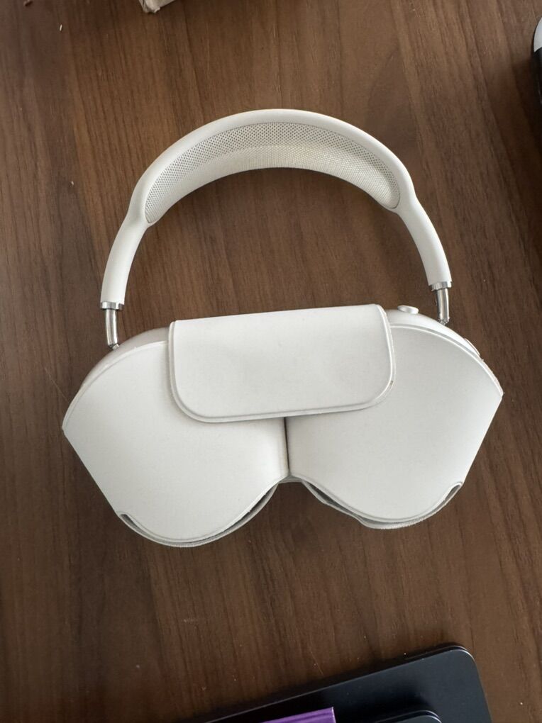 Apple Airpods Max latest Gen