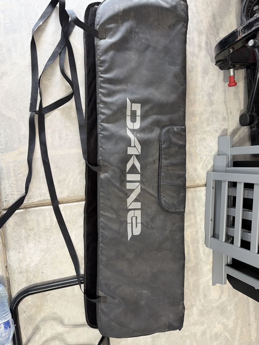Dakine Padded Mountain Bike Tailgate cover in Black