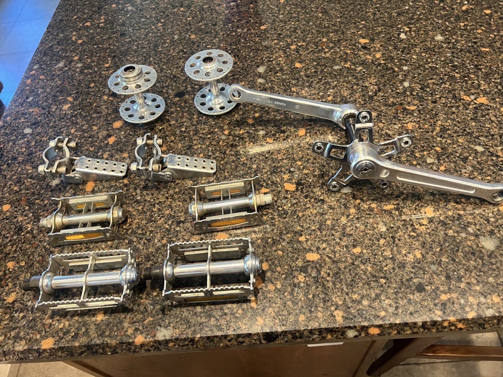 Moxy Crankset and Pedals Cycling Parts - Used Bicycle Components