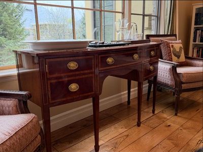 High End Buffet Table