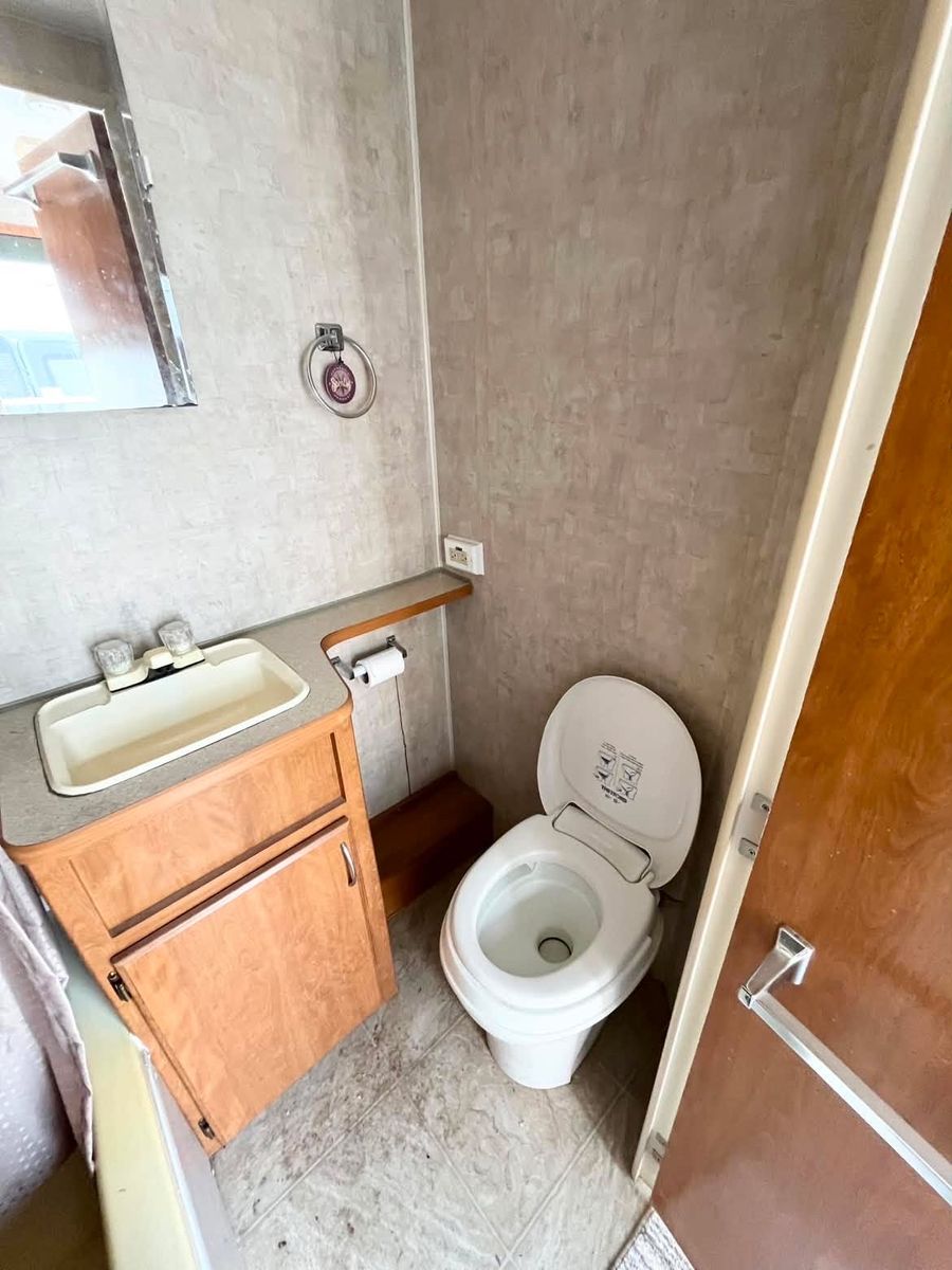 Main image 13