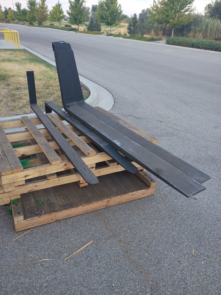 Heavy Duty Steel Forklift Tines / Extension Forks Set