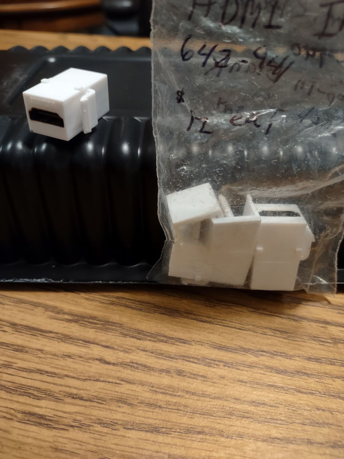 HDMI INSERTS 624-941