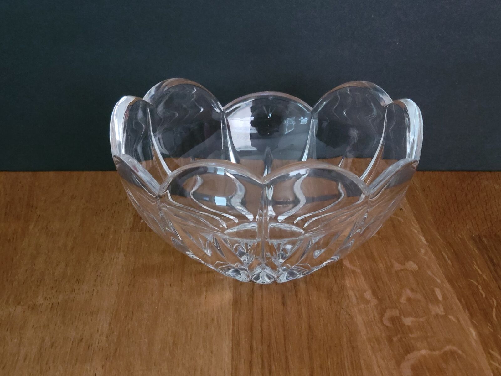 Vintage Crystal Scalloped Edge Bowl with Starburst Design