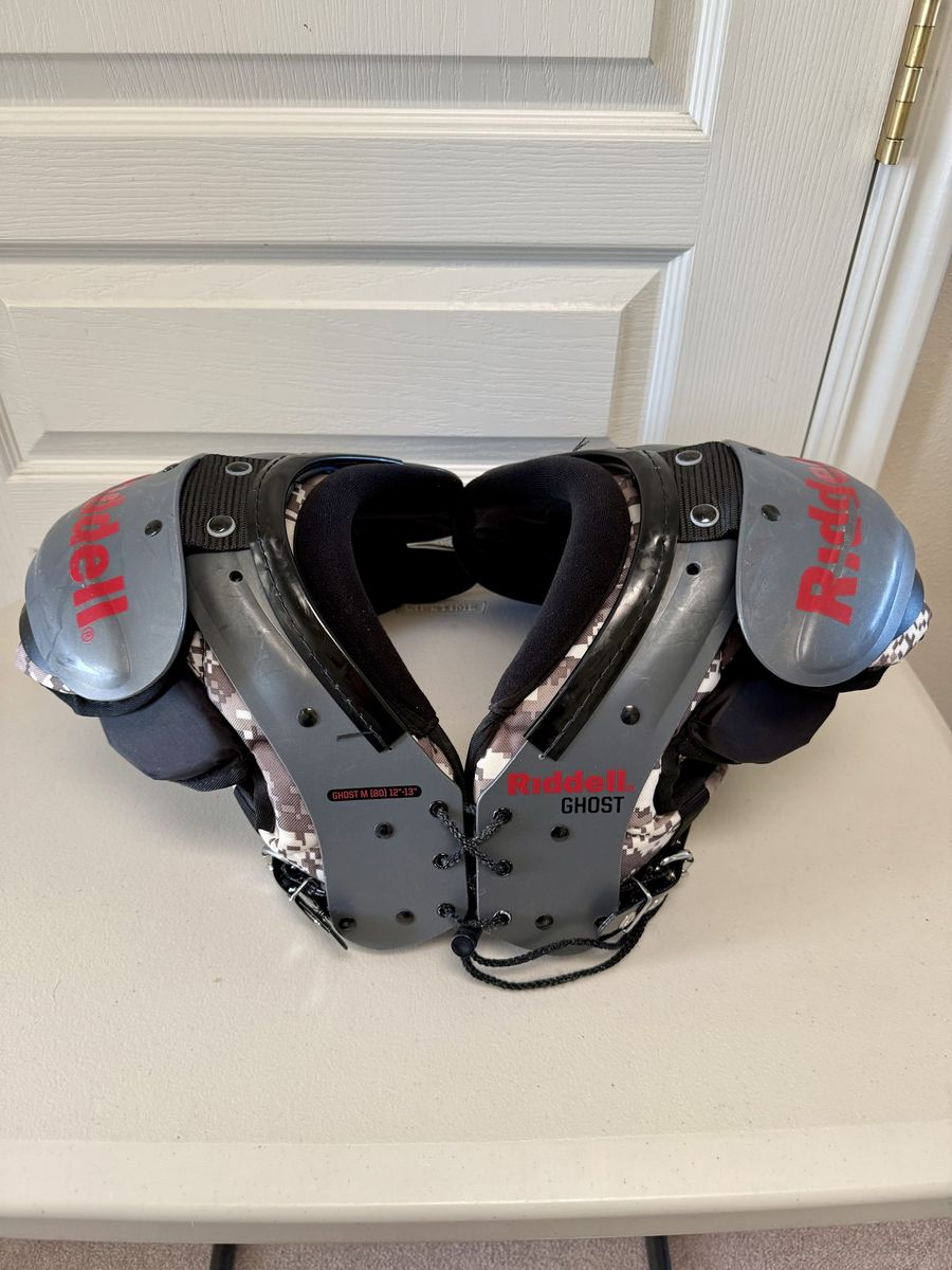 Size Medium 12-13” Riddell Ghost Football Shoulder Pads