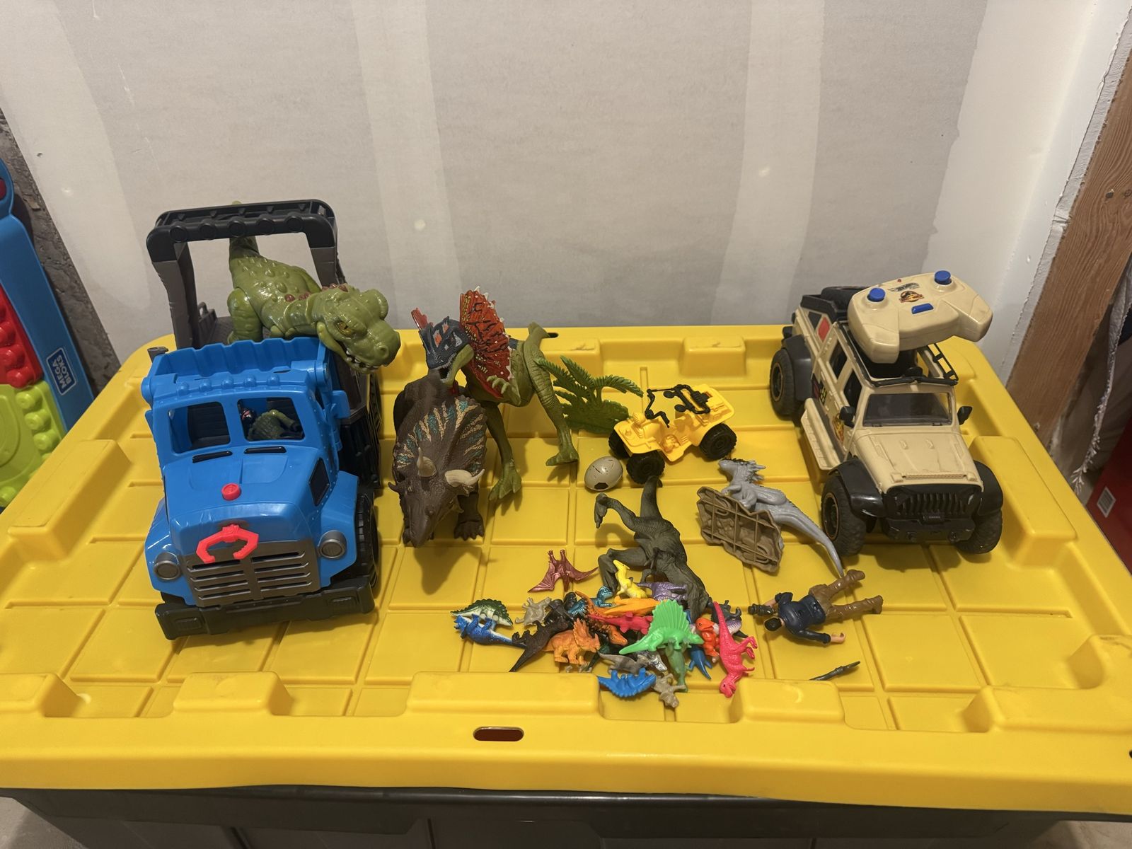 Jurassic World & Dinosaur Toy Lot with Vehicles and Figures