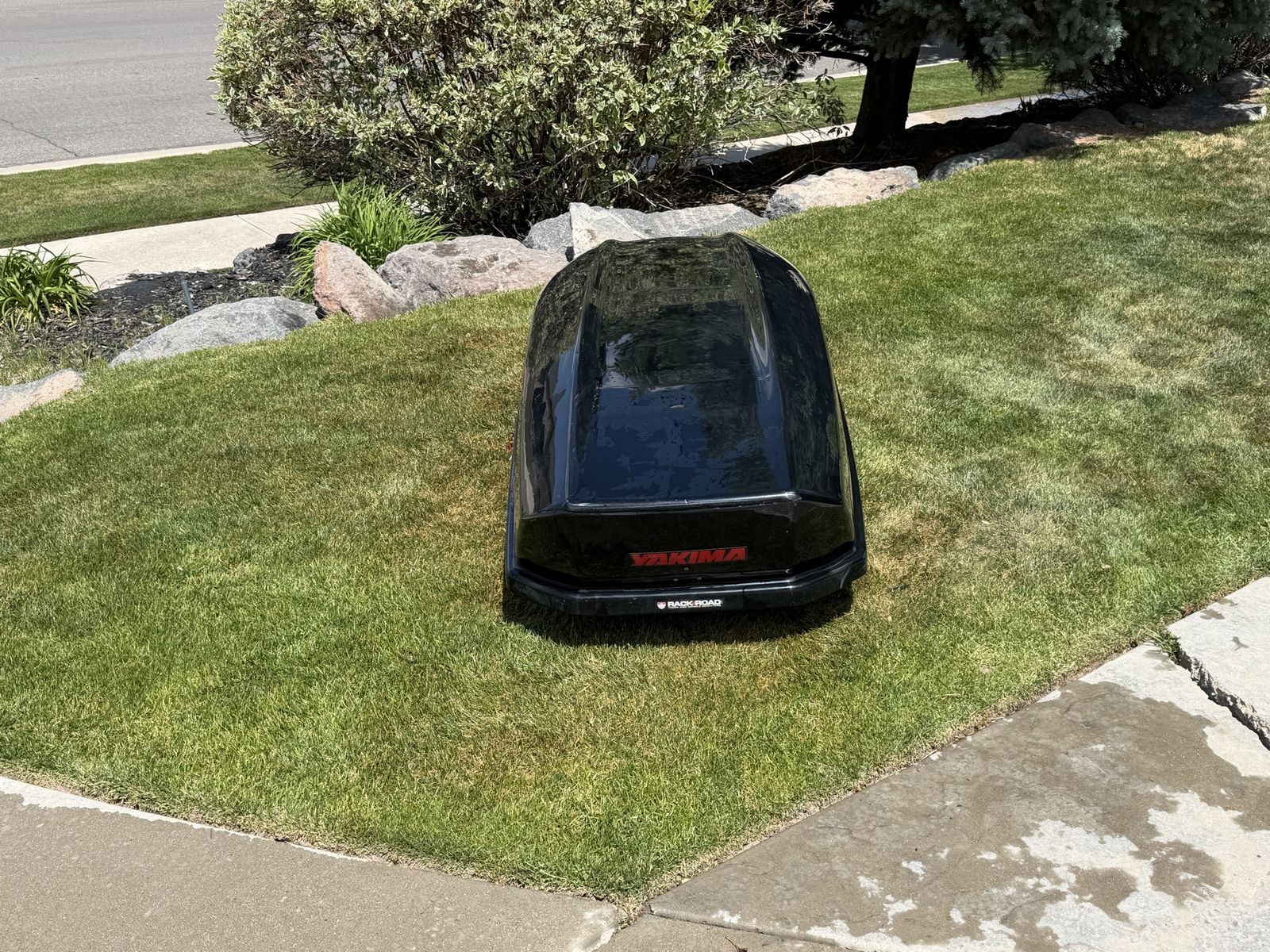 Yakima SkyBox Cargo Roof Box - Black, Spacious Car Top Carrier for Gear & Travel
