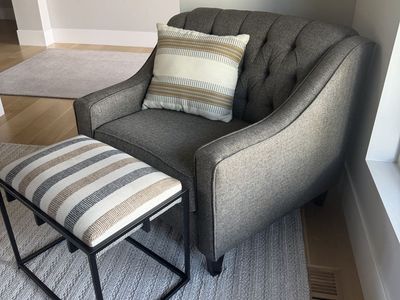 Modern Tufted Accent Armchairs (Set of 2) - Gray Upholstered, Dark Wood Legs