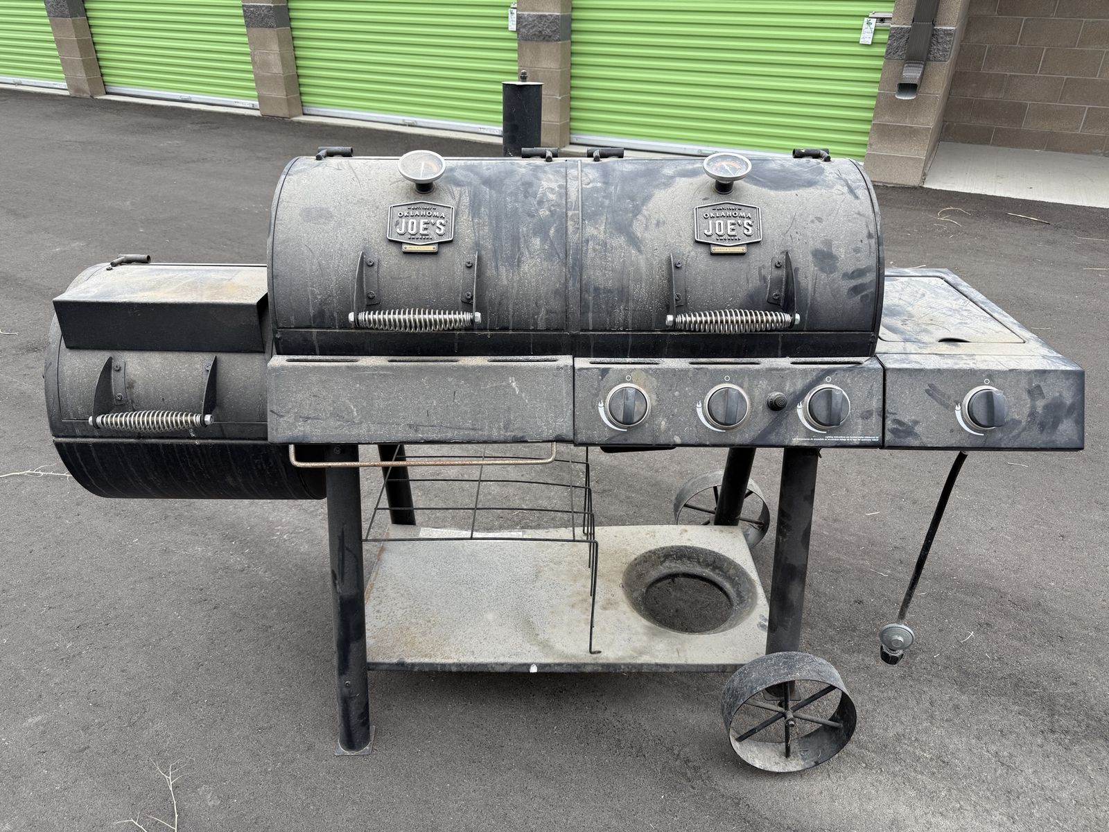 Main image 3