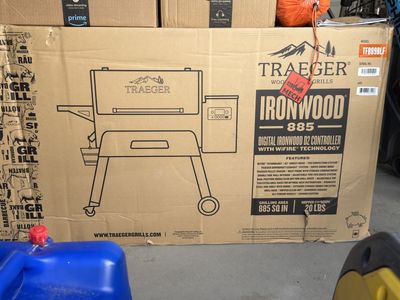 Traeger Ironwood 885 Grill & Smoker