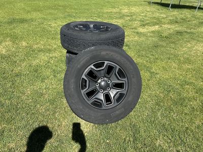 Rubicon wheels and tires 265/70/R17