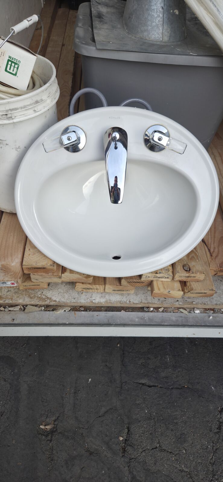 Drop in bathroom sink.