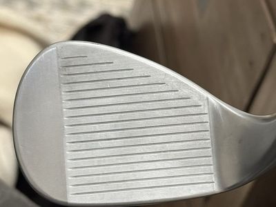 Like New Titleist Vokey SM10 58° wedge
