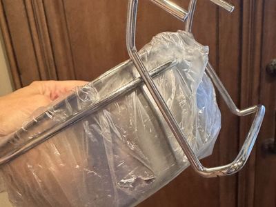 Stainless Steel Hanging Pet Bowls with Wire Bracket Mount