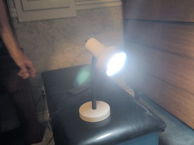 desk lamp