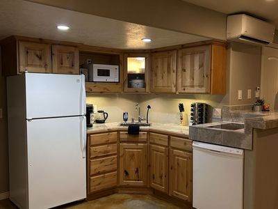Private Suite w/ Kitchen, Laundry, Walk-In Closet