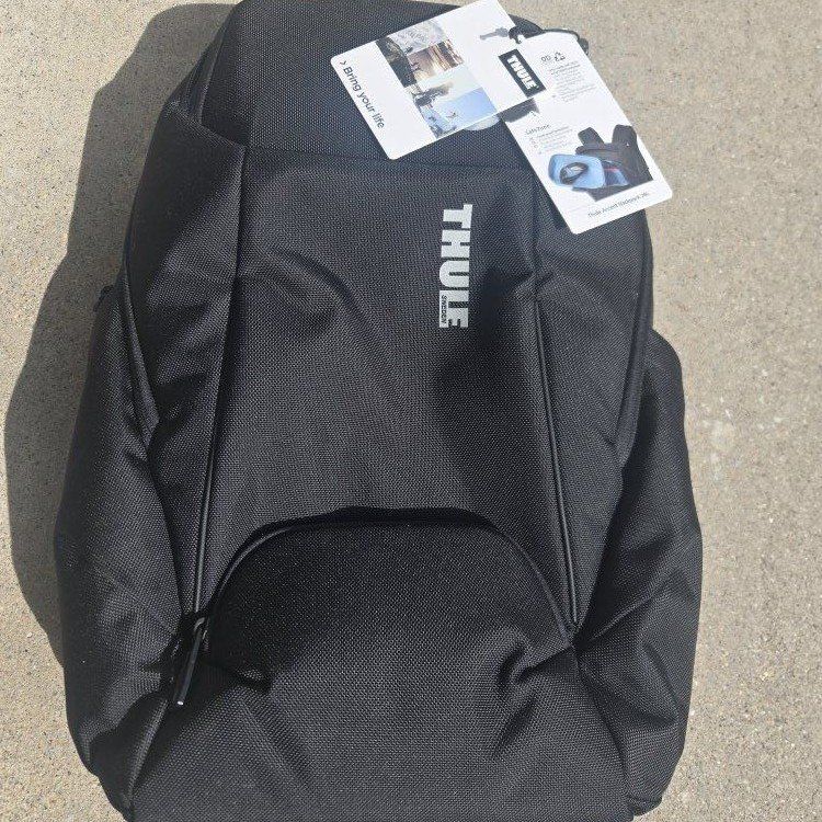 NEW Thule Accent Backpack 26L