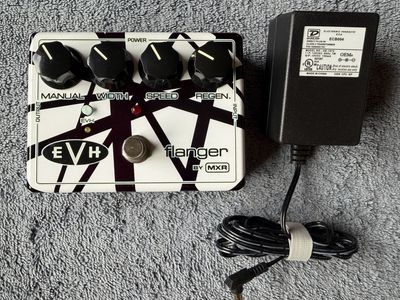 MXR EVH117 Eddie Van Halen Signature Flanger – Mint w/ Original Dunlop 18V Power Supply
