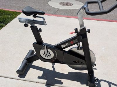 Multi Sports Exercise Spin Bike Indoor Cycling Training Cardio Fitness Bicycle