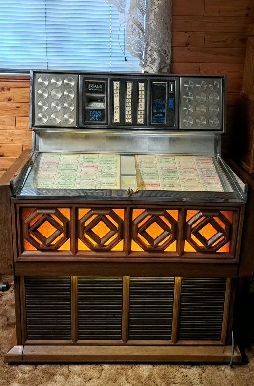 Classic AMI Stereo 200 Jukebox - Vintage Wood Cabinet - Fully Functional
