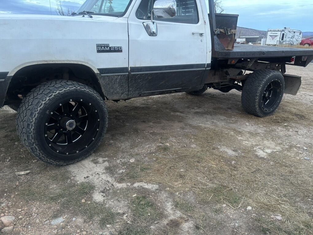 20 Moto Metal Rims and Tires