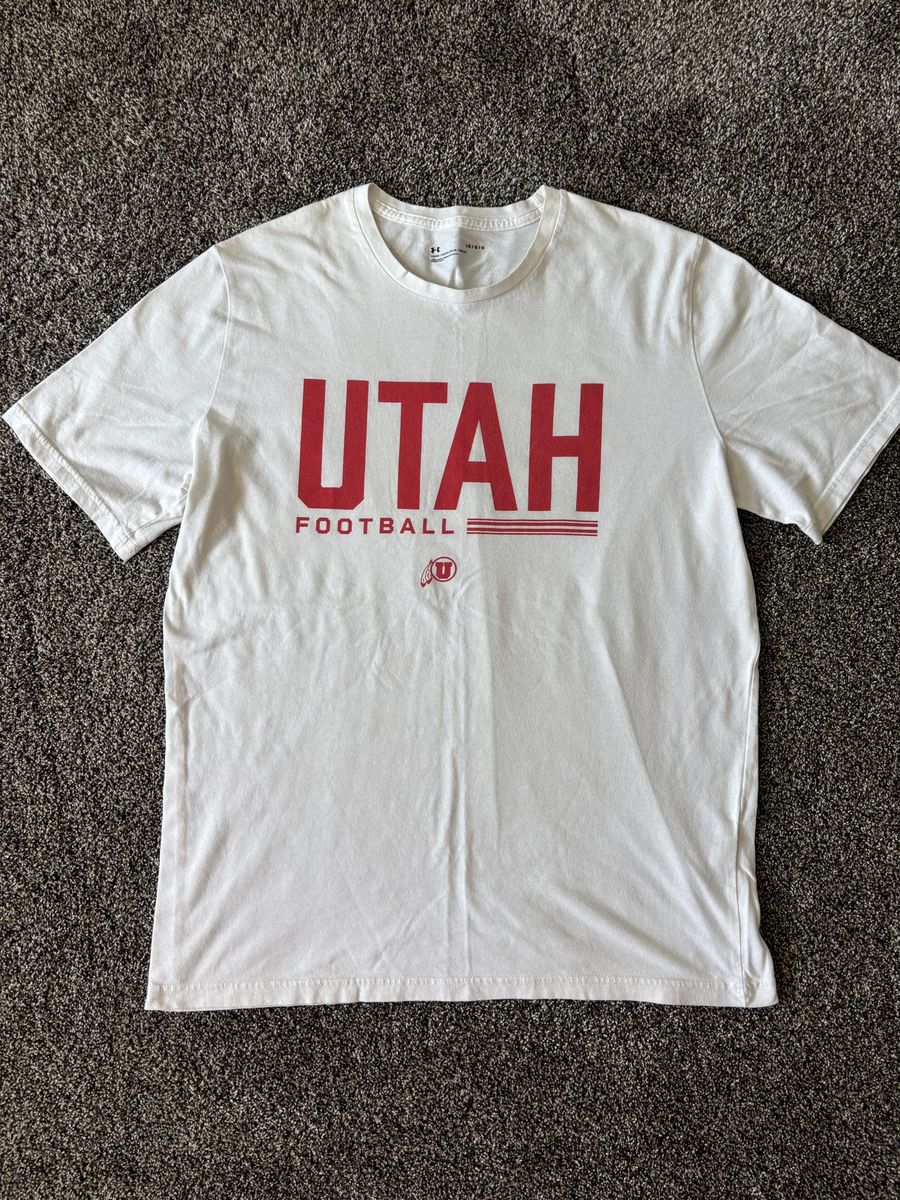 Under Armour Utah Utes Football Shirt- Size Men's Large 