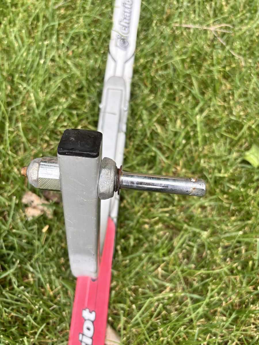 Chariot Ski Attachment
