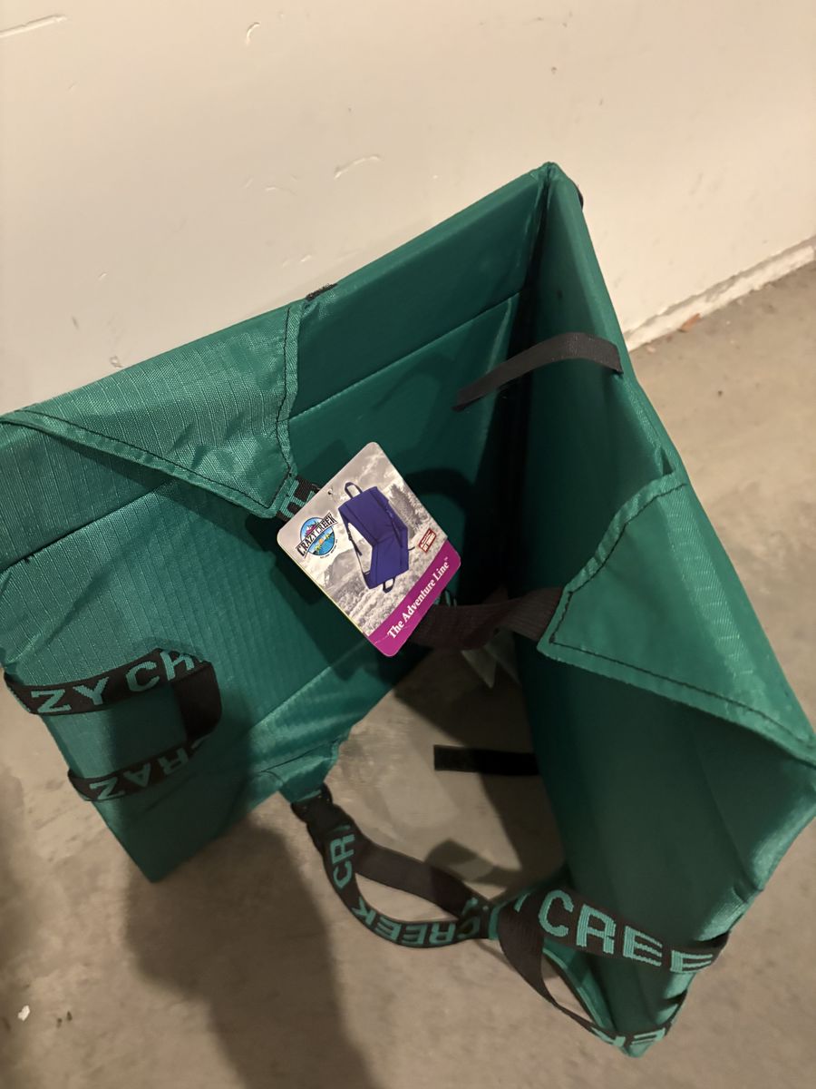 Crazy creek chair nwt