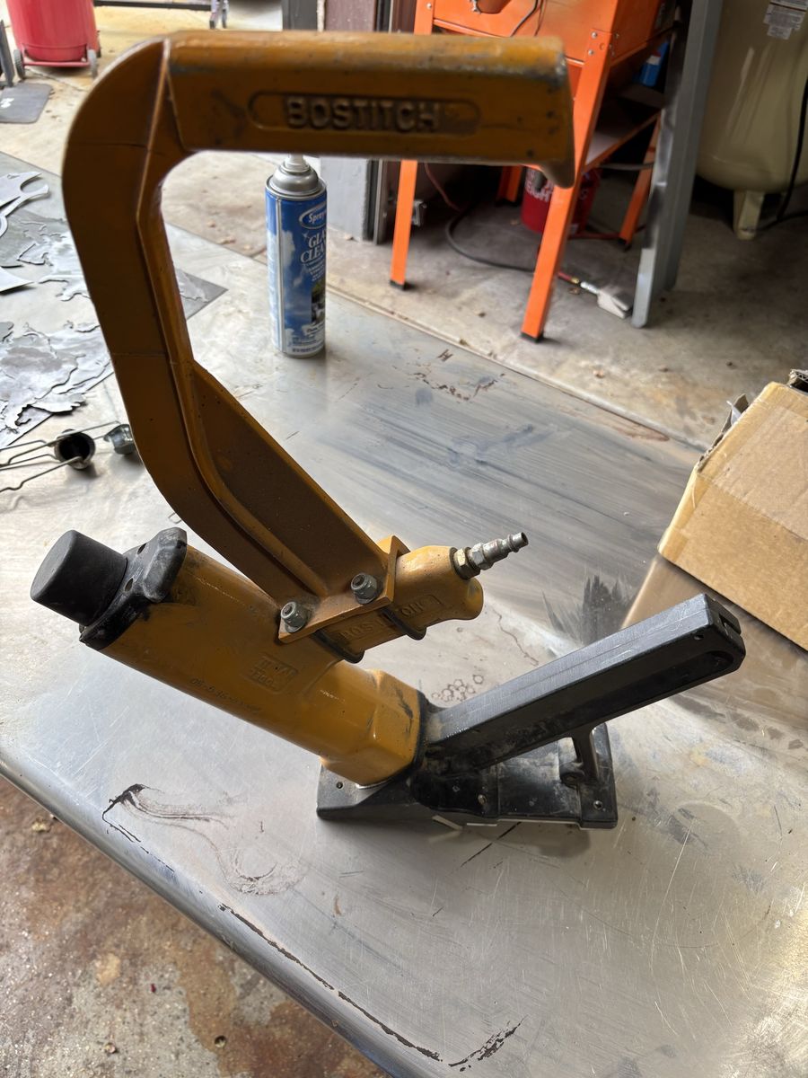 Bostich Hardwood Flooring Nail gun Nailer