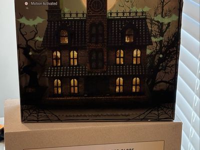 Cracker Barrel Halloween Haunted House with Lights & Sound Projection Background Bats, and Skeleton Light up Glitter Globe New