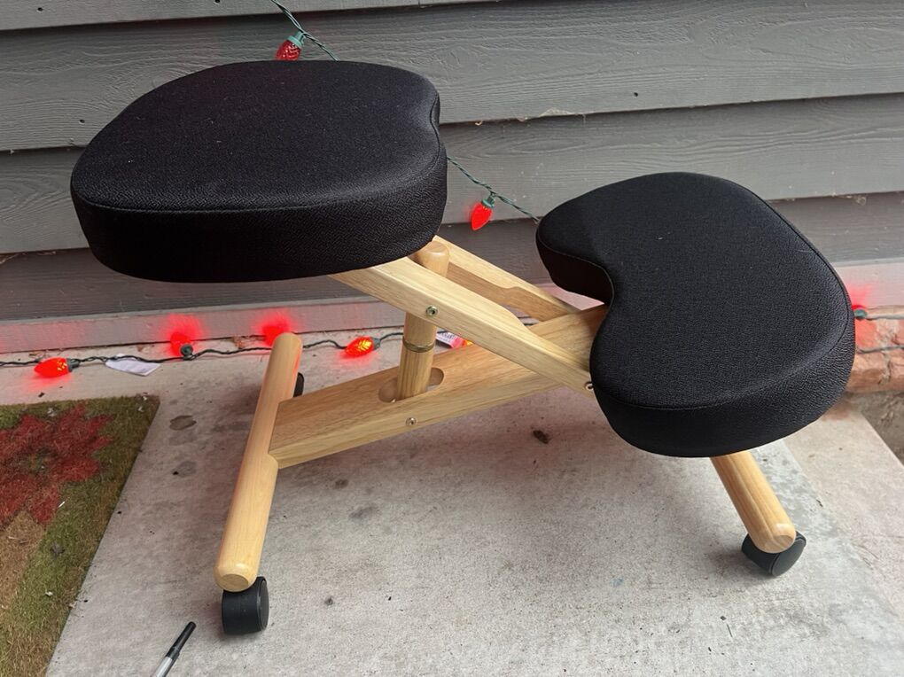 Ergonomic Kneeling chair