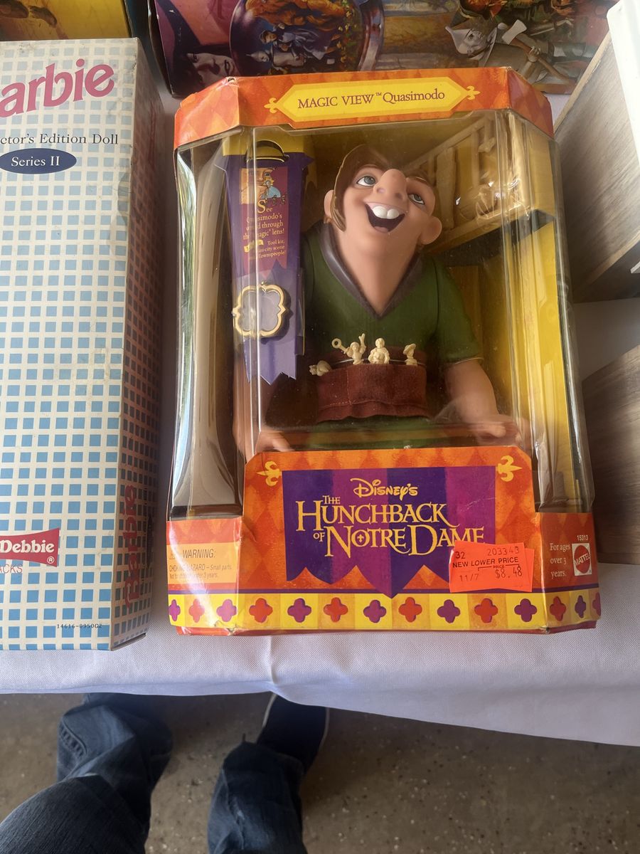 Disney's The Hunchback of Notre Dame Magic View Quasimodo Action Figure Mattel 1996 New