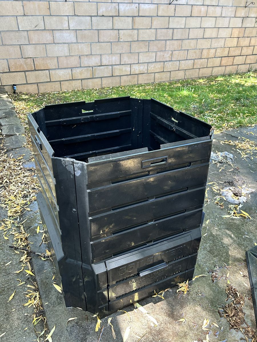 Main image 6