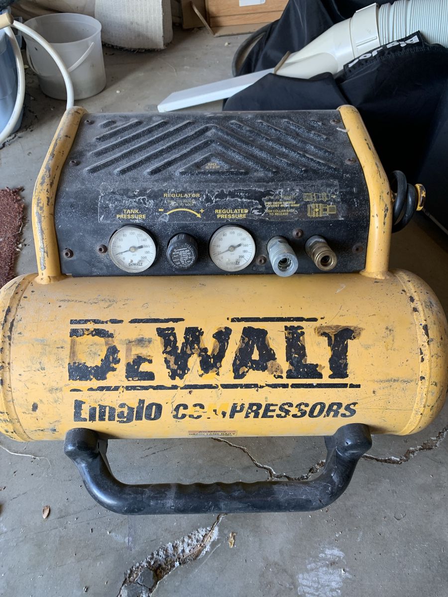 Dewalt Compressor