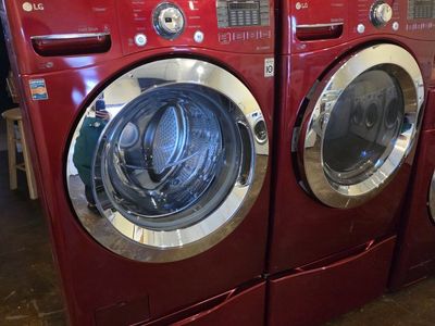 LG WASHER AND ELECTRIC DRYER