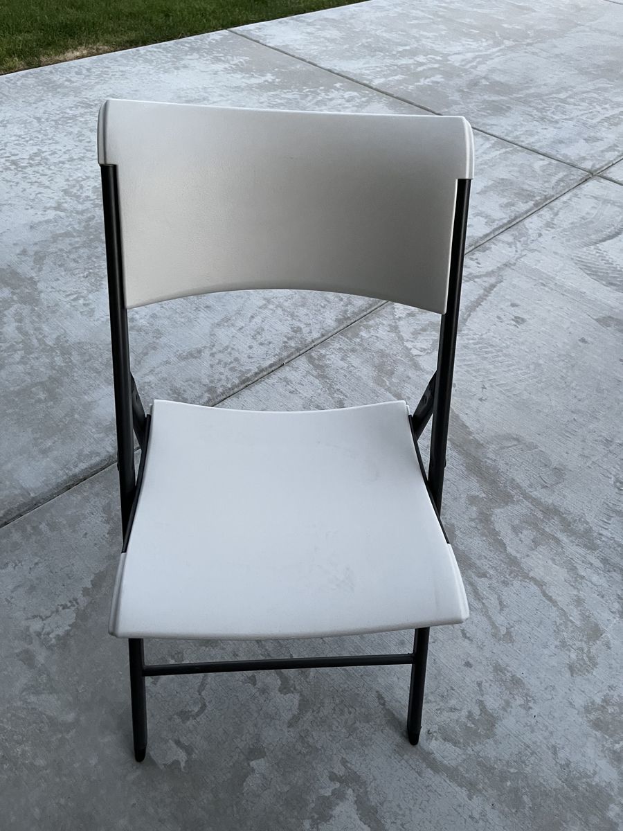 FOLDING CHAIR FOR SALE