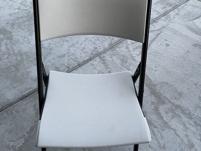 FOLDING CHAIR FOR SALE
