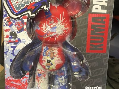 Kuma Paw Supa Clutch Soccer Edition Collectible Figure