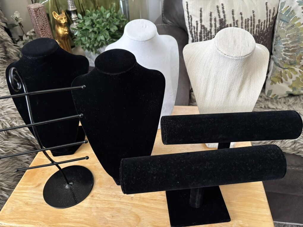 Jewelry Display Black Velvet (Sold Each Or Package