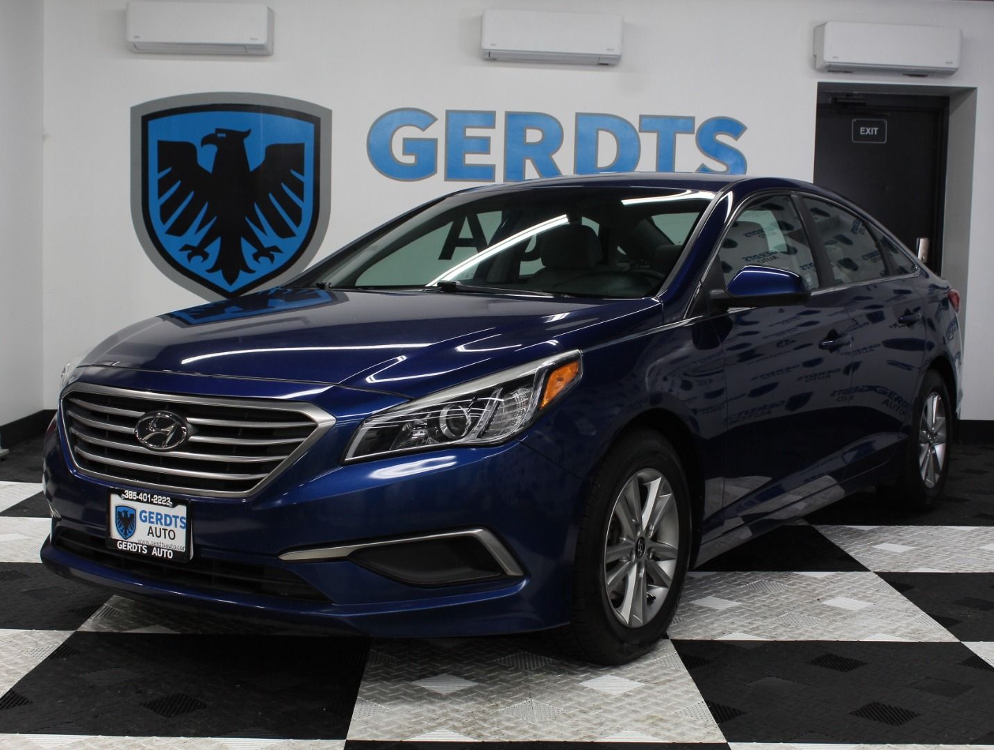 2016 HYUNDAI SONATA Base