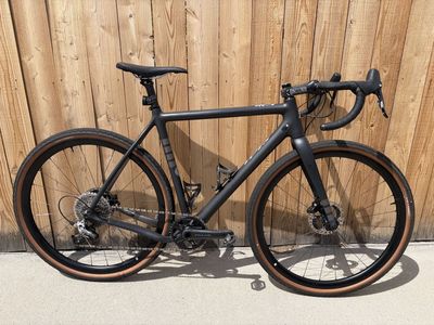 Ibis Hakka MX Carbon Gravel Bike - Sram Rival, Praxis Cranks, Disc Brakes